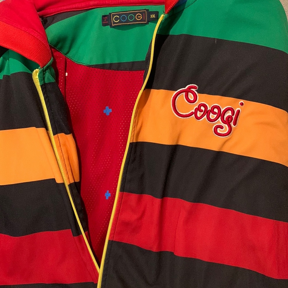 Coogi, size XXL, striped